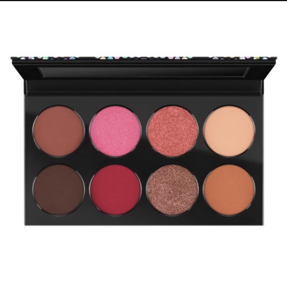 MAC x Selena La Reina Me Siento Muy Excited Eyeshadow Palette Limited Edition